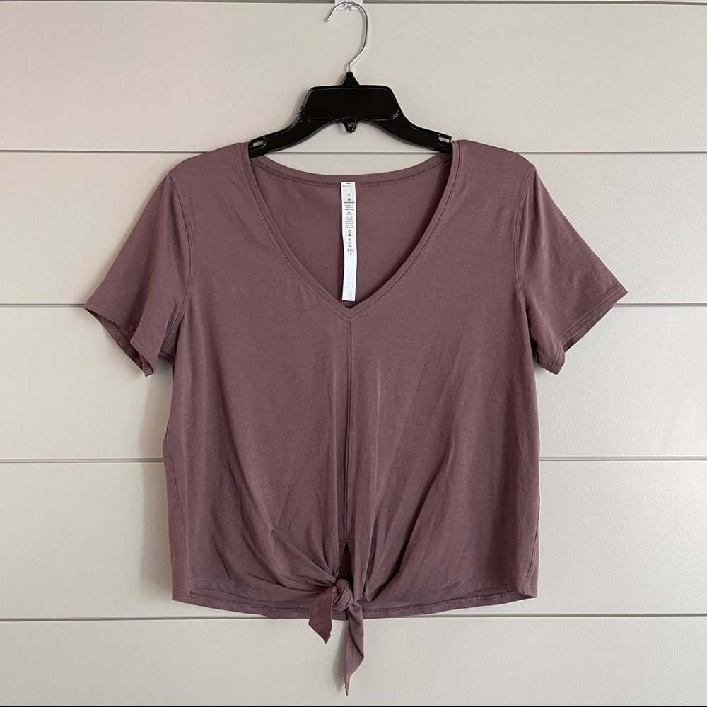 Lululemon Cropped Tee Size 6